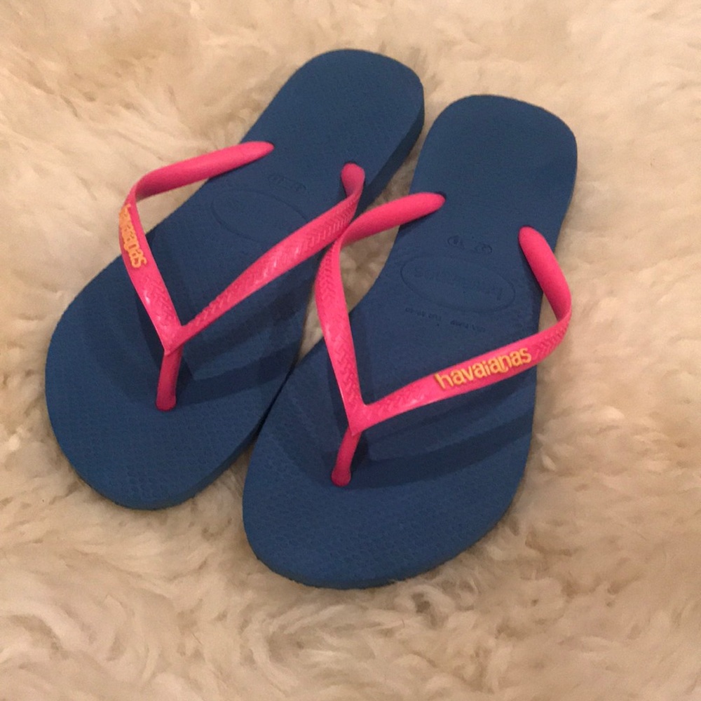 NWOT Authentic Havaianas